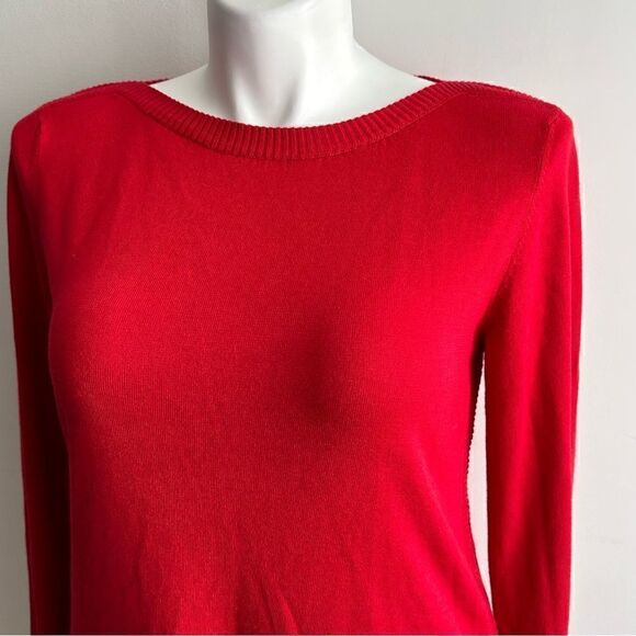 Red Sweater, Size Large, Cable & Gauge - Picture 6 of 8
